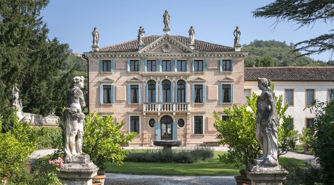 VILLA ROSA “Discover the history of Villa Rosa told by the owners”