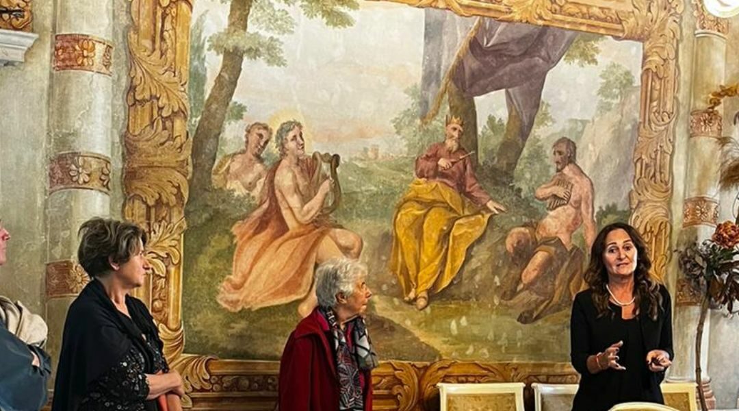 PALAZZO ZAMBALDI “Le Ville di Piazza Roma: stucchi e nobili araldi”